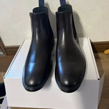 다크 브라운 사이드 고어 부츠 가죽