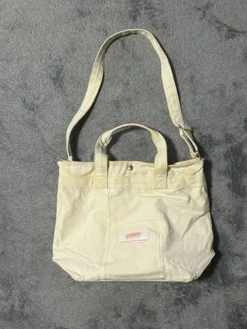 UNIVERSAL OVERALL 빔즈 숄더백 화이트