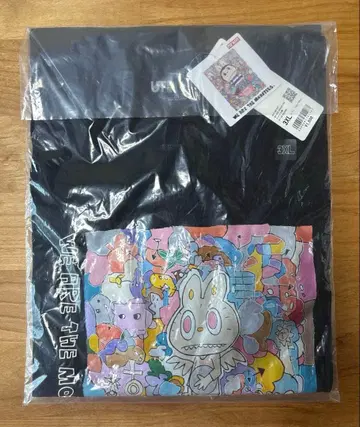 유니클로 팝마트 러브비 T셔츠 3XL 블랙