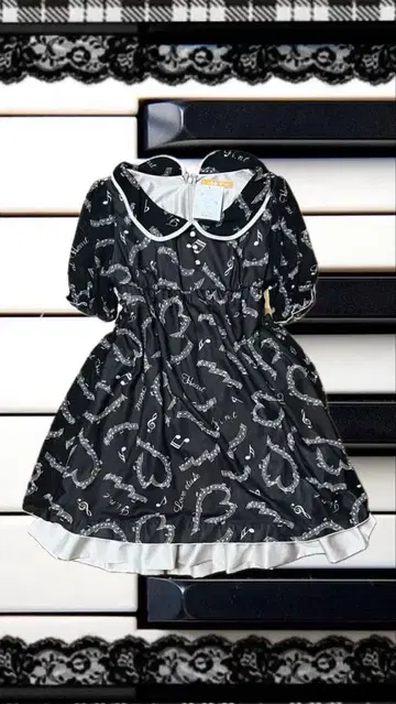 히메 스타일 Fint 블랙 반팔 원피스 음악 모티브