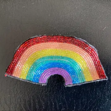 앨리스 앤 올리비아 비즈 브로치 무지개 레인보우