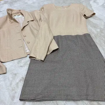 쿠레쥬 베이지 체크 무늬 수트