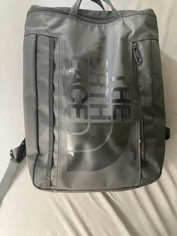 THE NORTH FACE 그레이 백팩