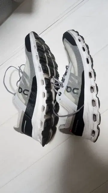 On Cloudvista 트레일 러닝화 남성용 사이즈