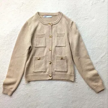 현행 완판템 ZARA 베이지 가디건 디자인 골드 버튼 M