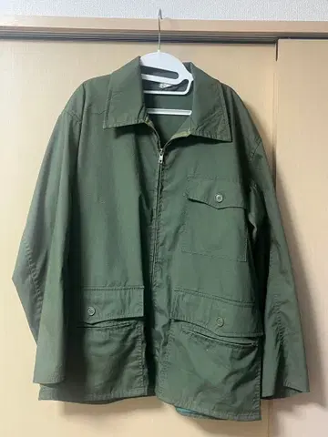 올리브 그린 밀리터리 자켓