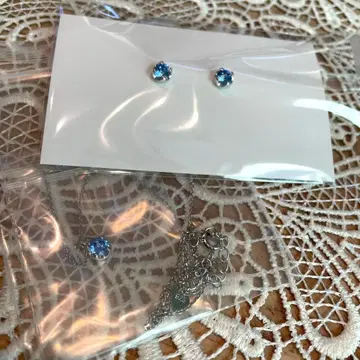 파란색 스톤 목걸이 & 귀걸이 세트!!