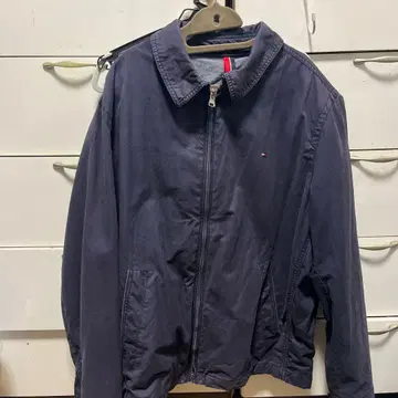 TOMMY HILFIGER 네이비 집업 자켓