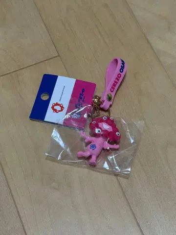 미야쿠미야쿠 핑크 키링 세레소 오사카 콜라보