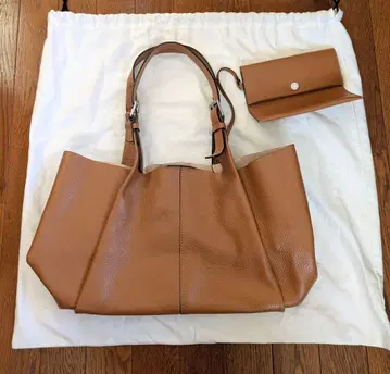 GIANNI CHIARINI (지아니카리니) 파우치 포함 숄더백