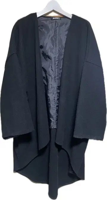 kutir 쿠티르 노카라 코트 블랙