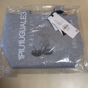 미사용 새상품 1PIU1UGUALE3 RELAX 그레이 토트백