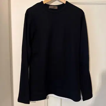 블랙 긴팔 티셔츠 사이드 화이트