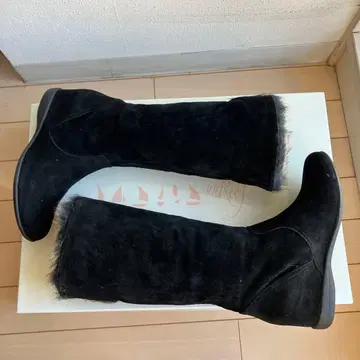 블랙 롱 부츠 퍼 포함 미사용 새상품 M 사이즈