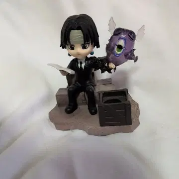 헌터헌터, 클로로 루실 피규어