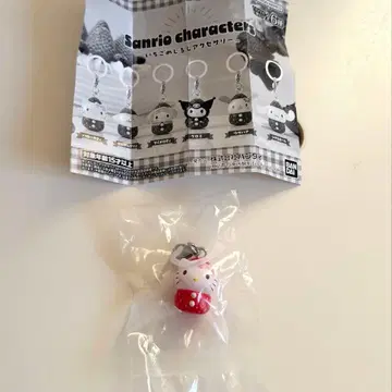 산리오 딸기 메지루시 액세서리 헬로키티