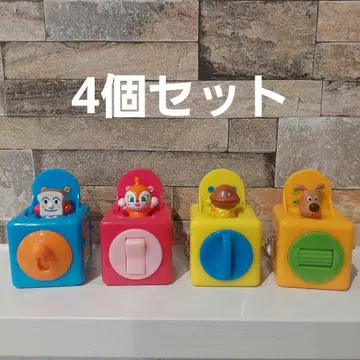 스위치 온 스윙! 호빵맨 리본 4개 세트