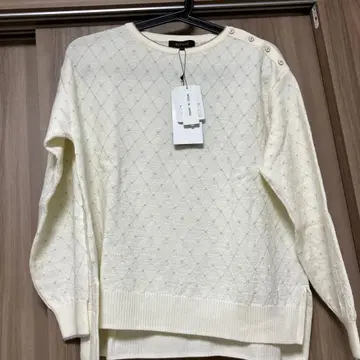 새상품 Reflect 니트 스웨터