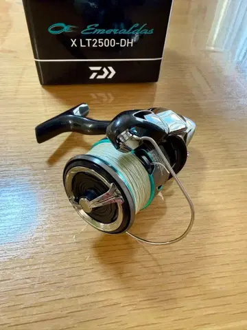 다이와 25 에메랄다스 X LT2500-DH 핸들 없음