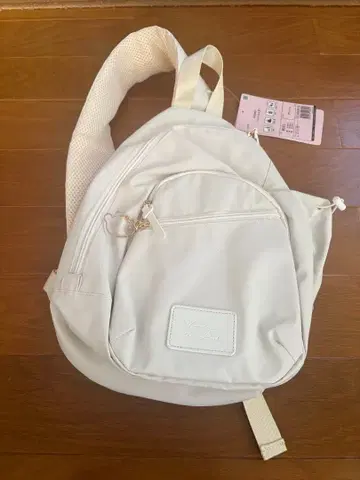 미사용 새상품 Workman 디즈니 콜라보 원숄더 백팩 푸우