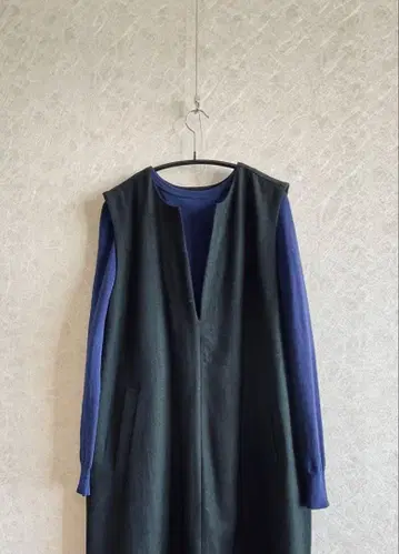 미사용 새상품 heavenay 오버롤 스커트 ( 블랙 )