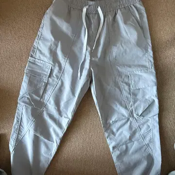 라이트 그레이 카고 팬츠 허리밴딩
