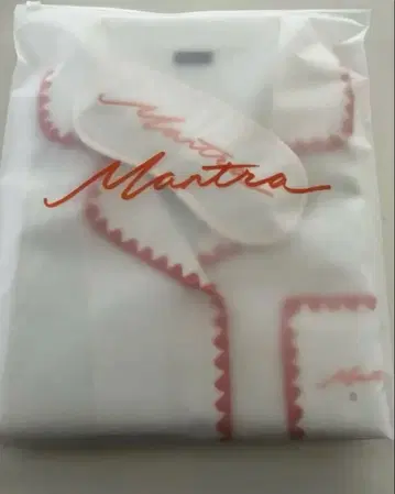 BLACKPINK 제니 mantra 파자마 안대 세트 키트