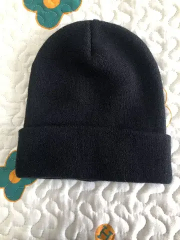 블랙 턴업 니트 모자