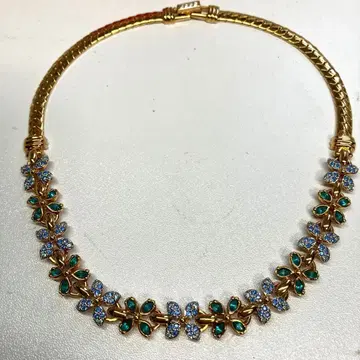 Swarovski 플라워 디자인 목걸이