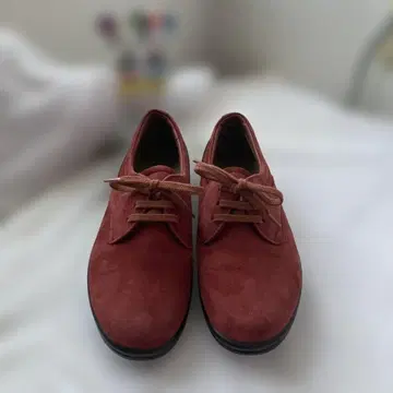 Bun Step 빨간색 스웨이드 스니커즈 여성용 22.5(4E)cm