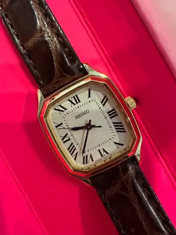 신 좃 x 세이코 콜라보 워치