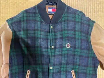 TOMMY HILFIGER 체크 무늬 바시티 자켓
