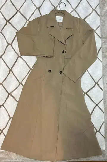 Andemiu 베이지 트렌치코트