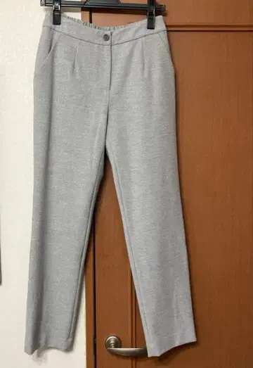 mite fabrica 미사용품 그레이 팬츠