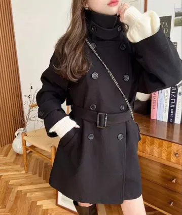 moment+ 니트 멜톤 2WAY 어레인지 칼라 미들 기장 트렌치코트