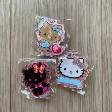 헬로키티 아크릴 키링 가챠
