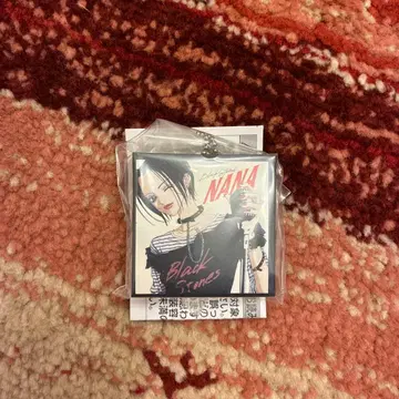 NANA CD풍 아크릴 참 오사키 나나 키링 가챠