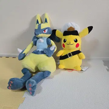 노란색 루카리오, 캡틴 피카츄 봉제 인형