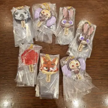 주토피아 가챠가챠 캡슐 토이