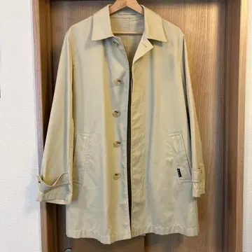 영국제 Aquascutum 코트