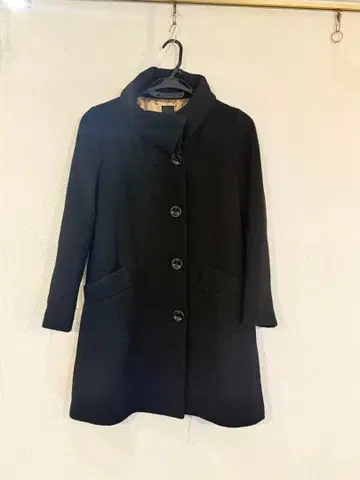 블랙 미디 기장 코트