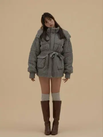 메리 퀼팅 니트 셰이프 재킷