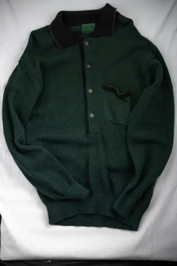 다크 그린 니트 피케 셔츠