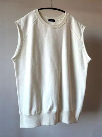 SHIPS 쉽스 슬리브리스 상의 티셔츠 트레이닝복