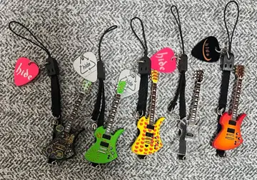 hide 기타 키링 5개 세트