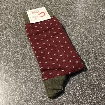 코기 버건디 도트 무늬 삭스 10 1/2