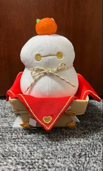 디즈니 스토어 베이맥스 봉제 인형 카가미모치 모찌 2025