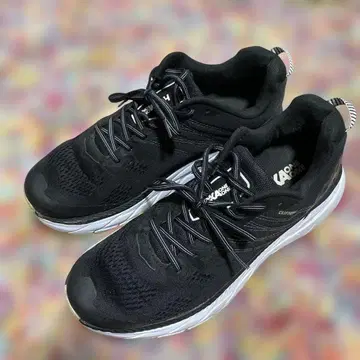 HOKA ONE ONE US10 28cm