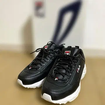 새상품급 FILA 디스트레이서 BLACK 스니커즈 박스 포함 24cm
