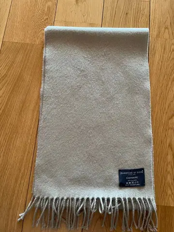 존스톤즈 캐시미어 100% 라이트 그레이 머플러 스코틀랜드제